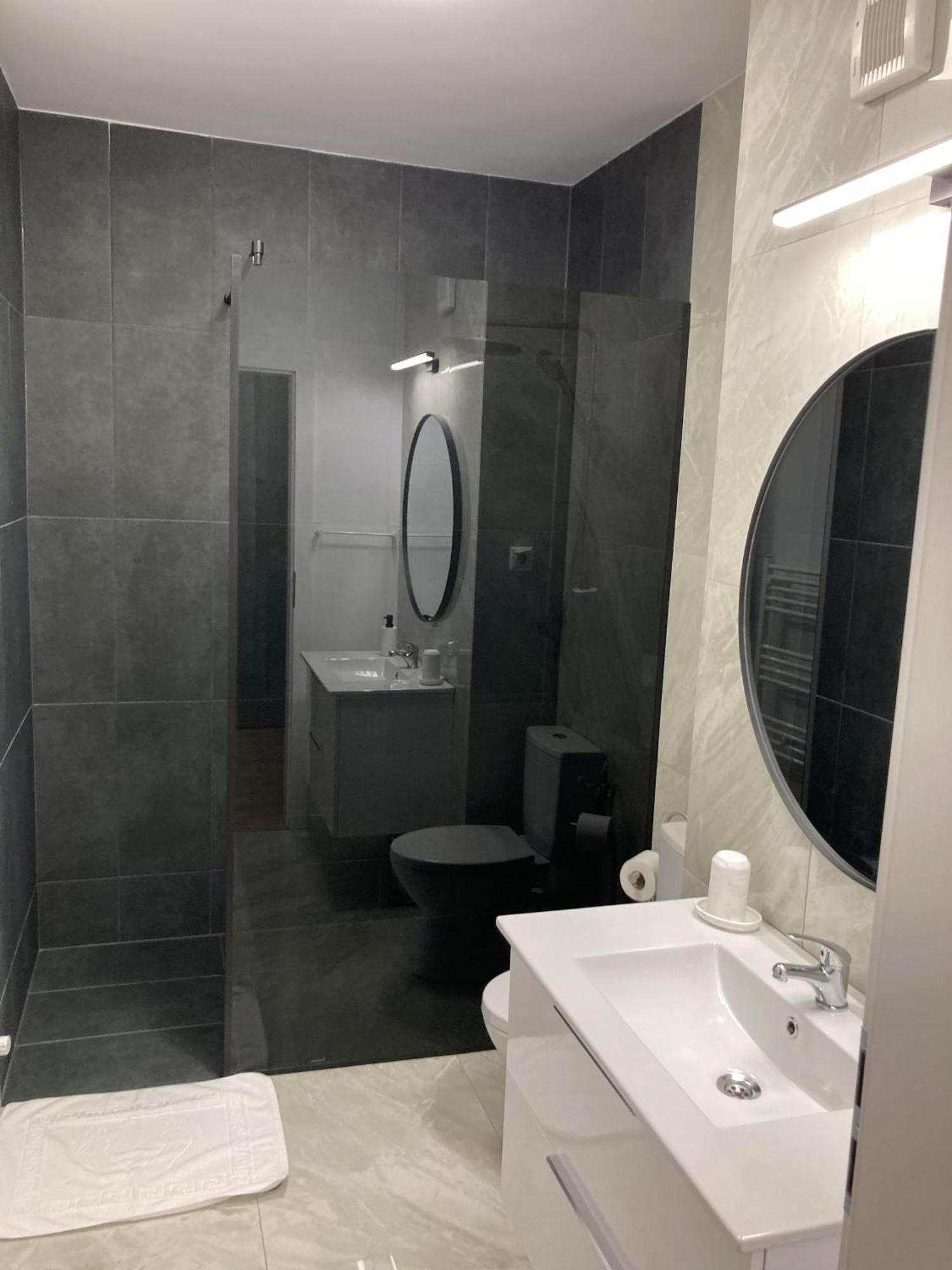 Meb Apartments - Park Lake Kaloşvar Dış mekan fotoğraf