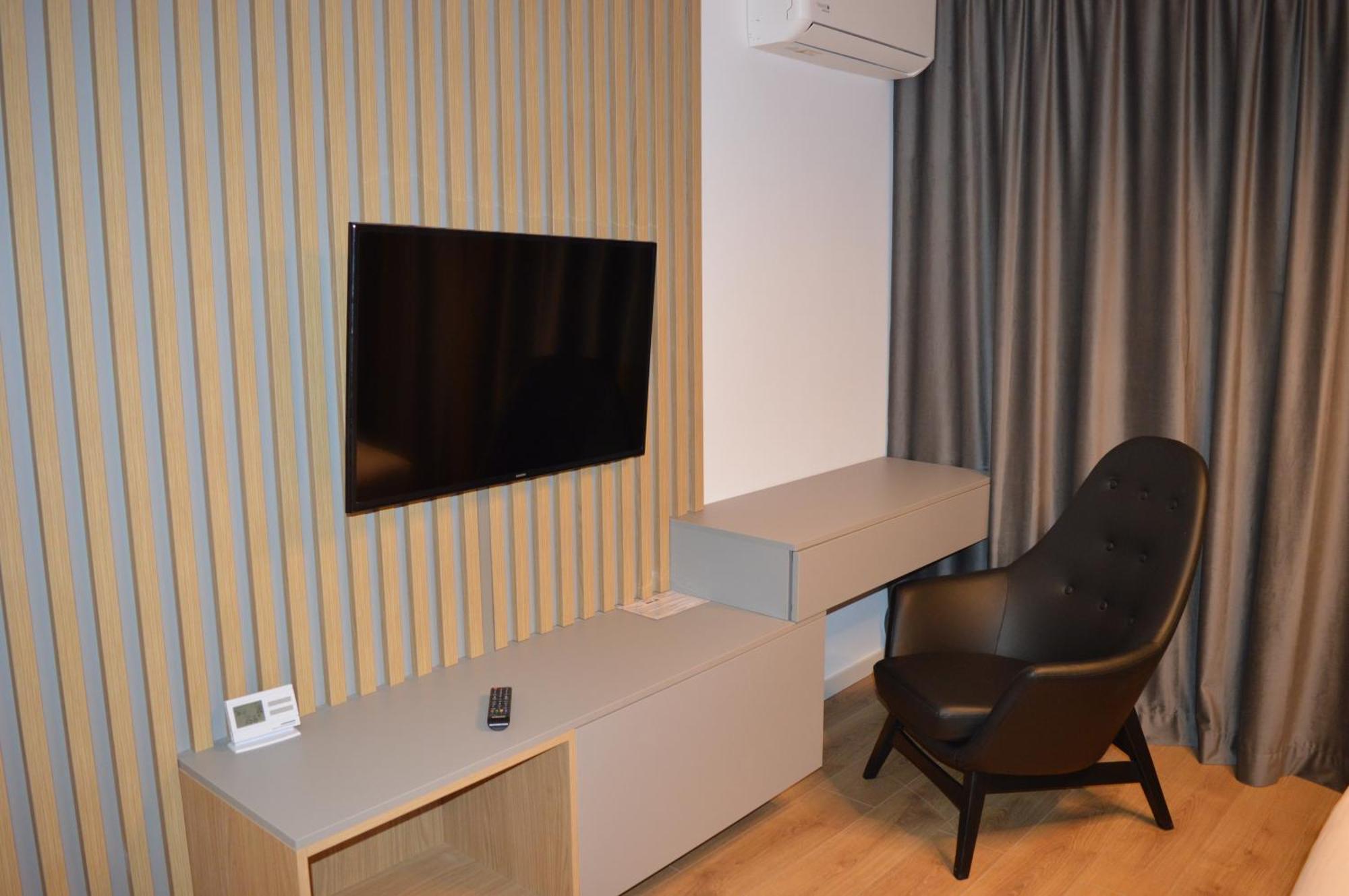 Meb Apartments - Park Lake Kaloşvar Dış mekan fotoğraf